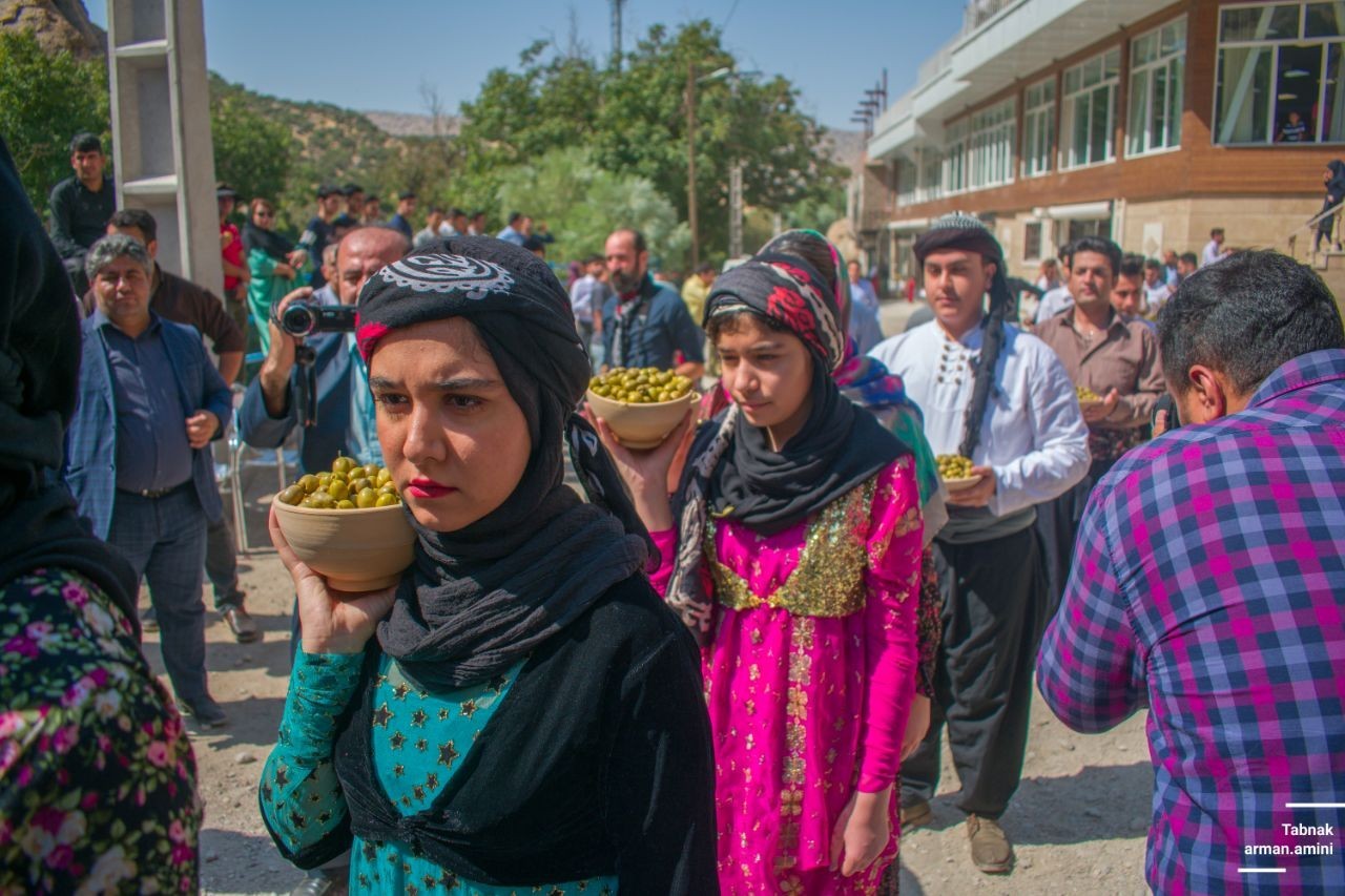 جشنواره میوه‌های بهشتی در منطقه گردشگری ریجاب برگزار شد