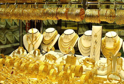بیش از نیمی از طلافروشان استان پروانه خود را باطل کردند/ بازار طلافروشان شبیه ارواح شده؟!!