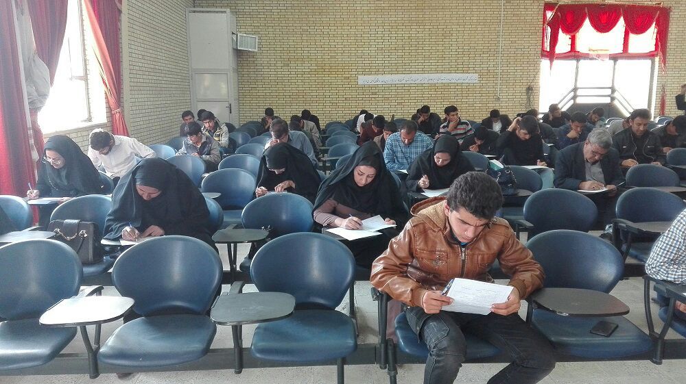 آشنایی با آثار «شهید مطهری» در طرح کتابخوانی دانشگاه آزاد دهدشت