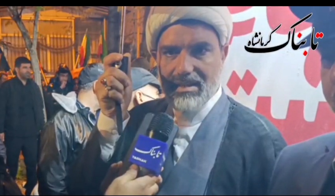 دیدار با خانواده‌های شهدا موجب مسرت است